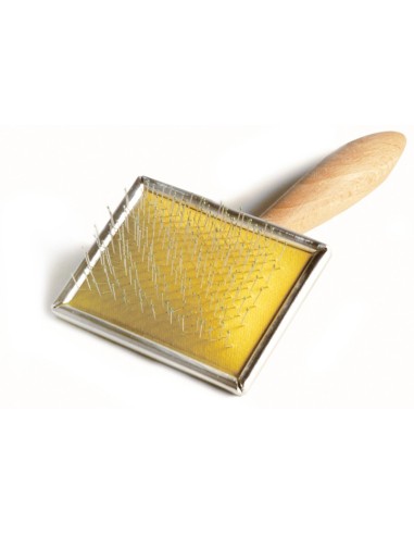 Slicker brush for grooming dog puppies - Record