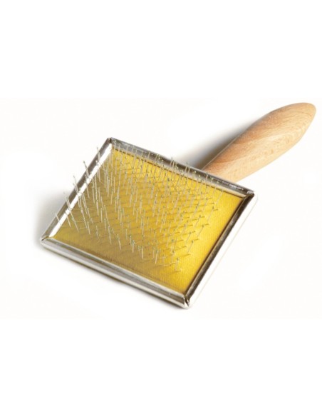 Slicker brush for grooming dog puppies - Record